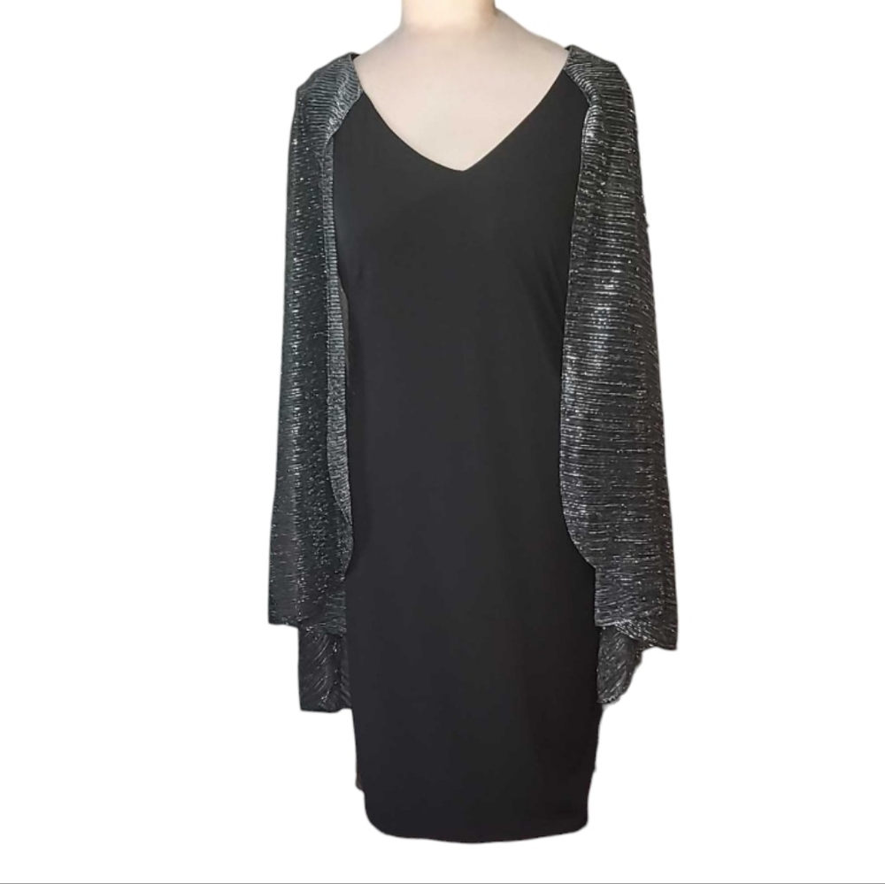 Glamour Nights Sleeveless Black Dress With Attached Metallic Silver Cape Shaw 10